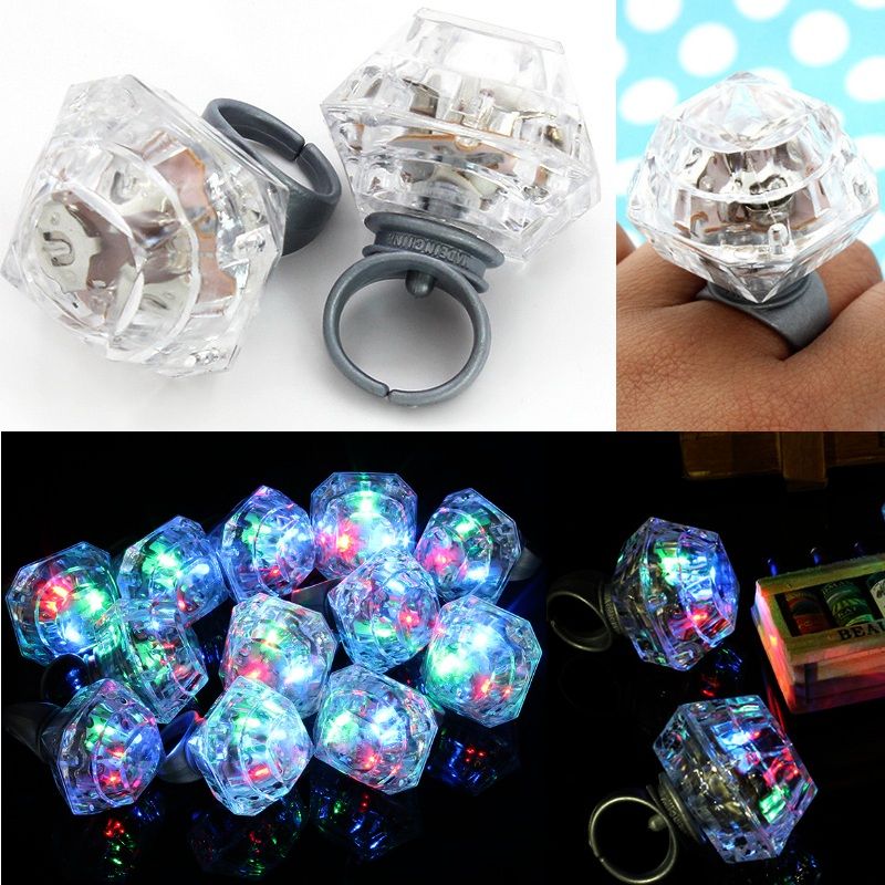 Flashing LED Light Up Ring Glow In The Dark Blinking Huge Diamond Shape