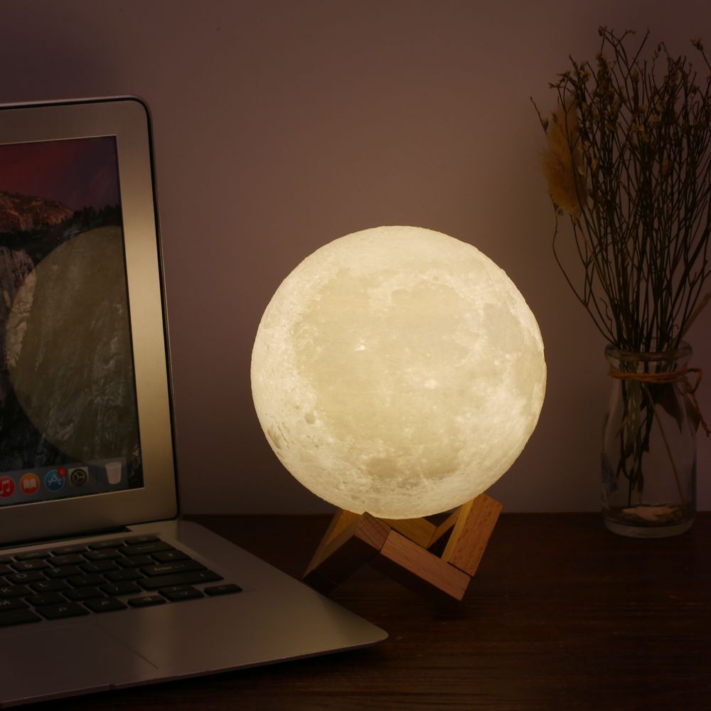 led moon www