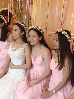 floral headdresses for bridesmaids