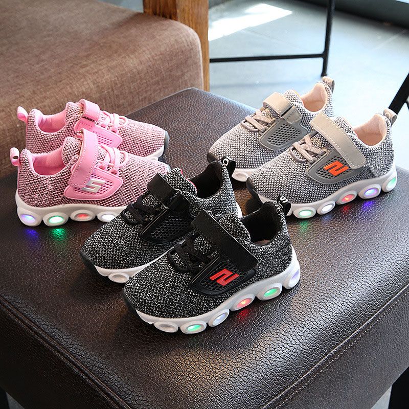Nueva Zapatos 2018 Bebés Iluminación Casuales De Zapatillas Led Colorida Correr Niñas Deportivas Marca Parche Para Bebé Alta Europea XuOkZiPT