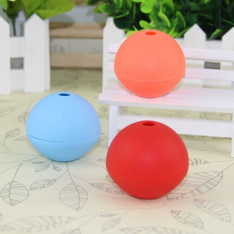 2020 2022 World Cup Silicone Soccer Ball Ice Cube Tray Football Ice