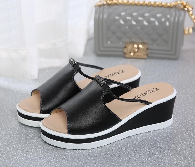 slippers compensées
