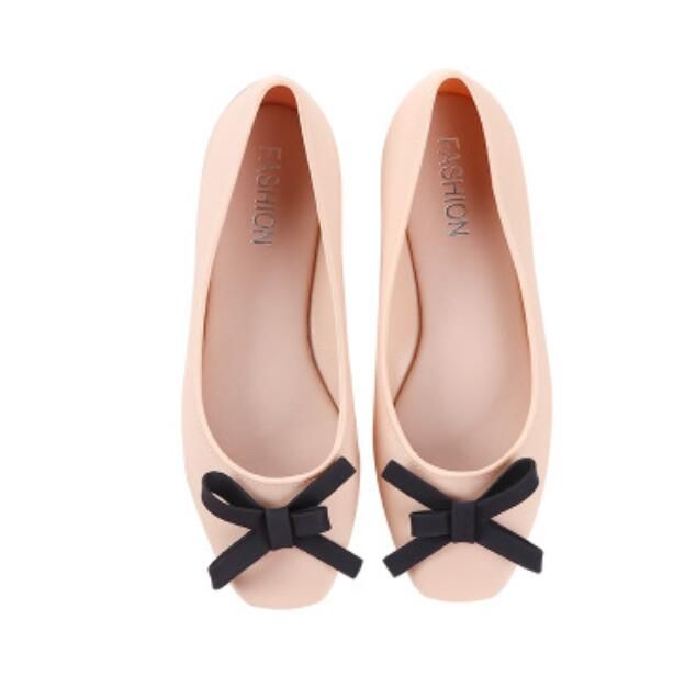cute waterproof shoes