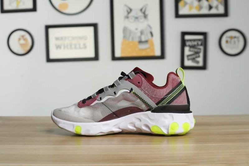 nike react element TN glow prezzo
