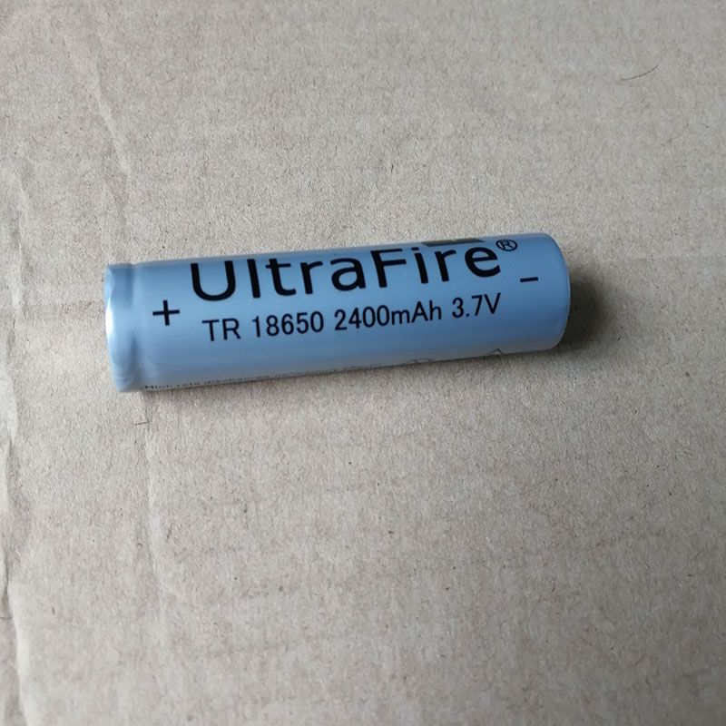 UltreFire плоской головкой батареи 18650 2400mAh 3.7V перезаряжаемые е литиевая батарея Бесплатная доставка