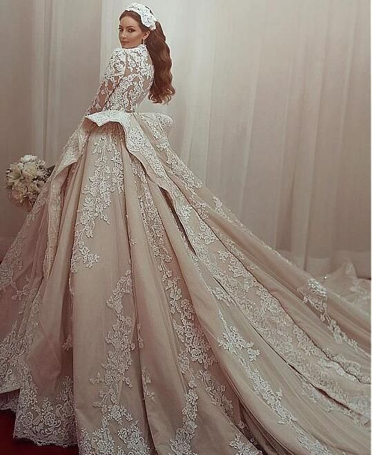 Champagne Long Sleeve Vintage Lace Wedding Dress