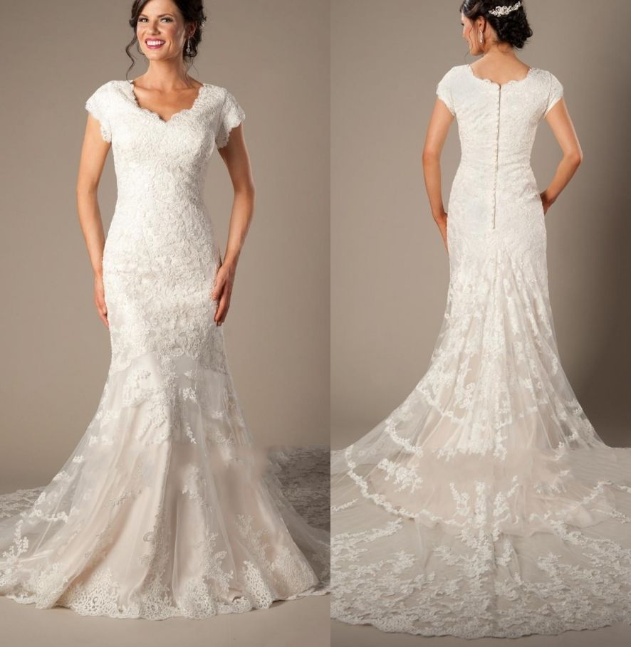 Vintage Lace Appliques Modest Mermaid Wedding Dresses With Cap
