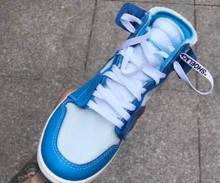 powder blue unc