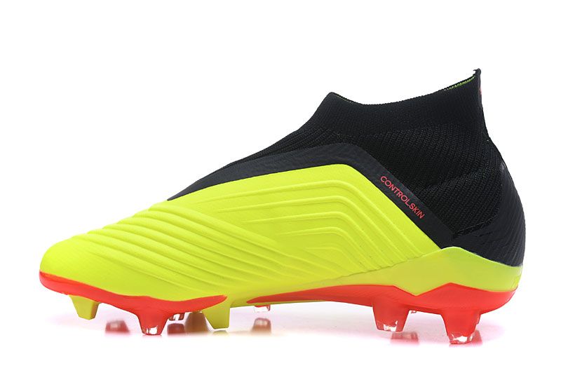 kids laceless football boots