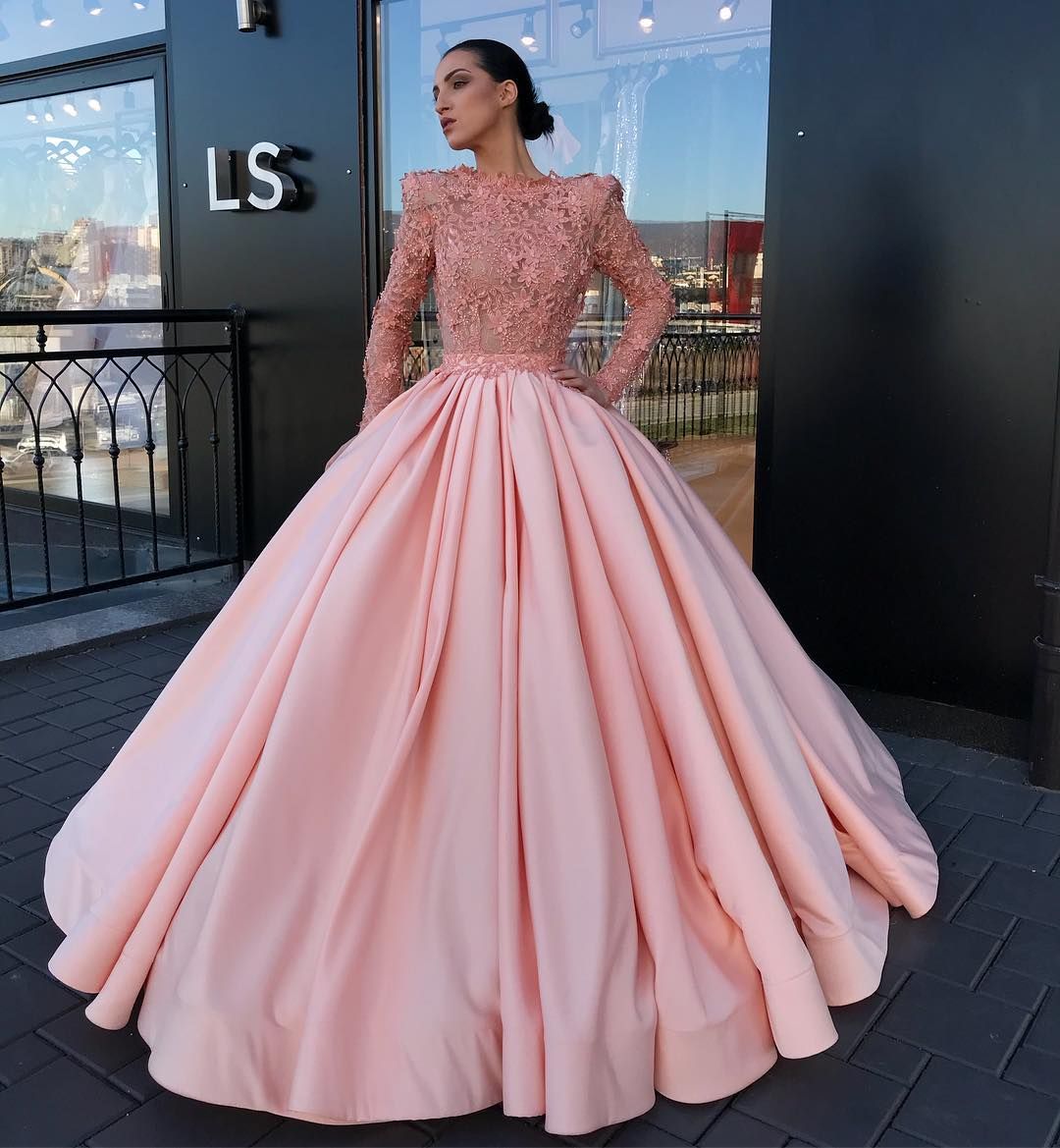 2019 New Pink  Ball Gown  Quinceanera  Dresses  Sheer Neck 