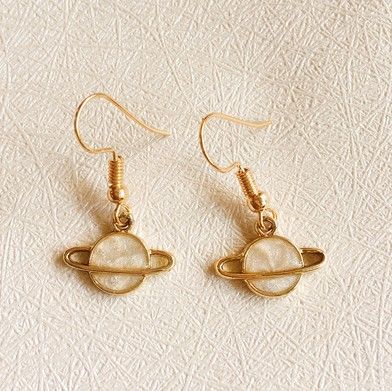 ladies dangle earrings
