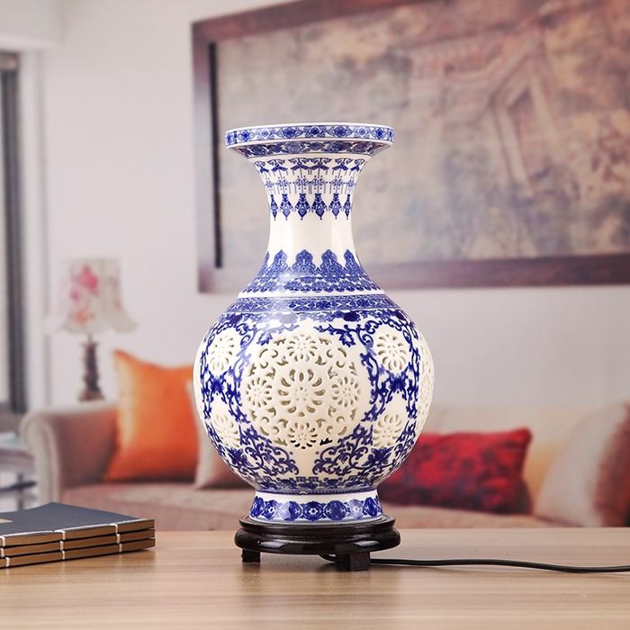 2018 Antique Chinese Flower Vase Desk Lamp Blue And White Ceramic 2018 Antique Chinese Flower Vase Desk Lamp Blue And White Ceramic Table From Alluring 155 74 Dhgate Com