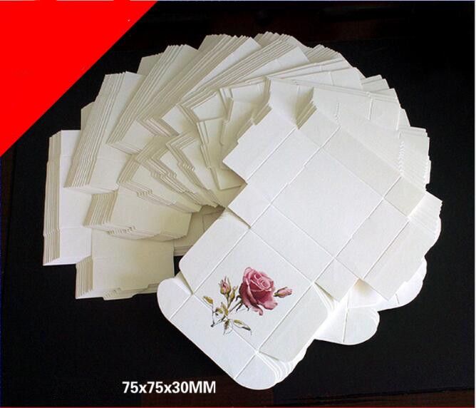 natural white kraft paper gift box for wedding birthday and origami flower with printer paper