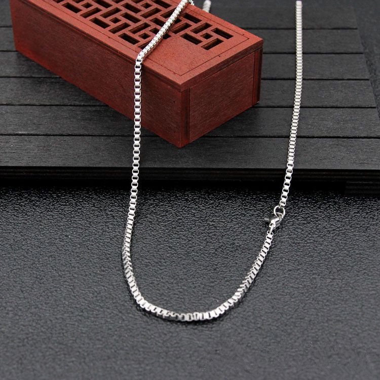 Niedriger Preis Großhandel 1,1 MM Edelstahl Box Kette Halskette 18-24 Zoll Fit Anhänger Mehr Größen können angepasst werden Freies Verschiffen