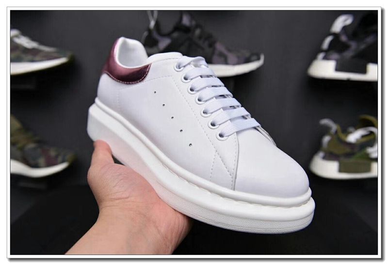 scarpe da ginnastica con rialzo interno