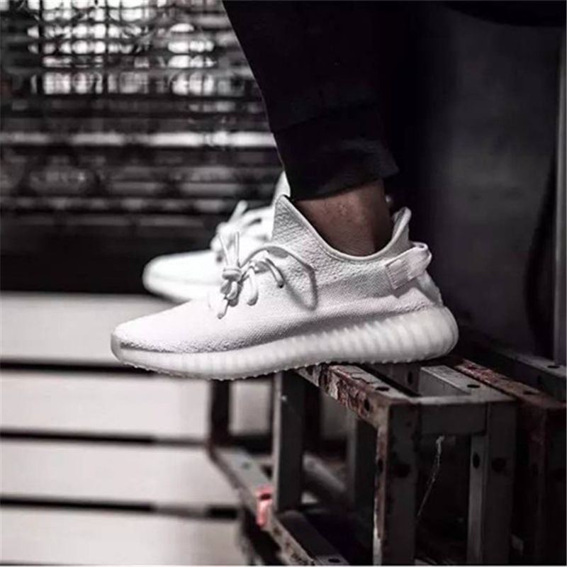 yeezy boost 350 v2 triple black price