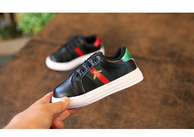 Acquista 2018 Primavera / Autunno Bambini Scarpe Ragazzi Sneakers Moda  Ragazze Scarpe Sportive Marca Casual Bambini Traspirante Scarpe Da Corsa A  15,52 € Dal Laishamaoyi003 | DHgate.Com