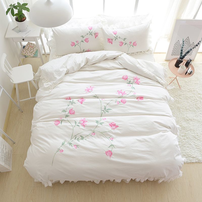 Embroidery Princess Bedding Sets Luxury Pink Ruffles Bed Skirt Solid Color Duvet Cover Bedspread Bedclothes Linen Cotton
