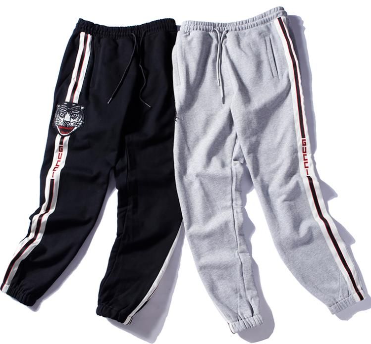 track pants printed