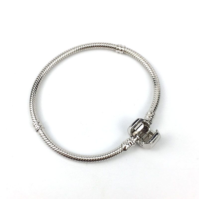 monili pandora monili pandora