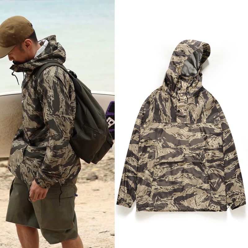Men S Camouflage Hooded Jacket Lightweight Waterproof Rain Long Sleeve Pullover Outdoor Climbing Surfing Coat Field Jackets Sh0612