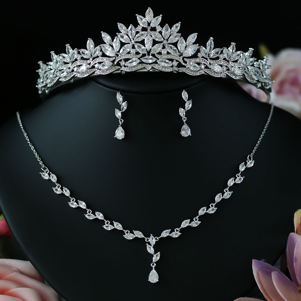 Luxury Leaf Zirconia Tiara And Necklace Earring For Women Wedding