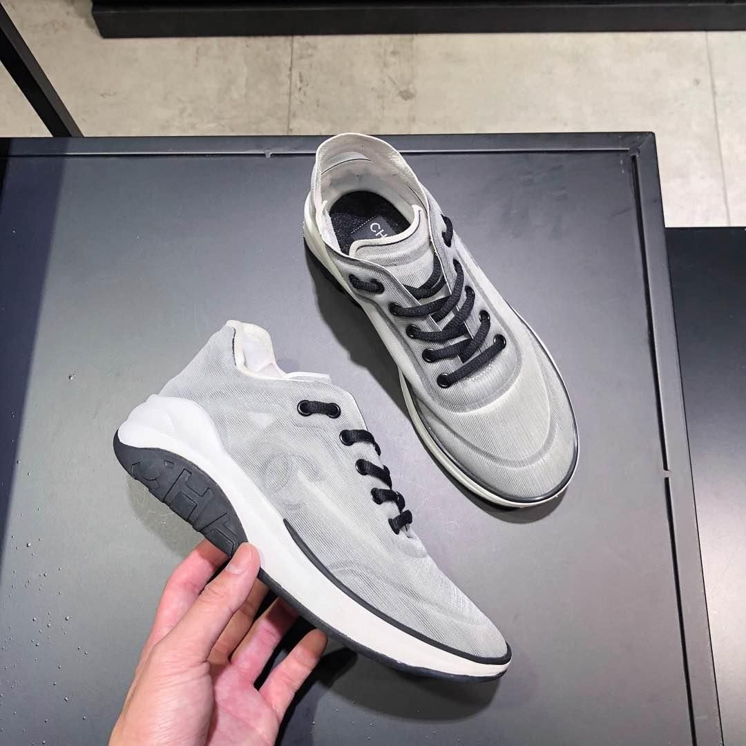 latest ladies sneakers 2019
