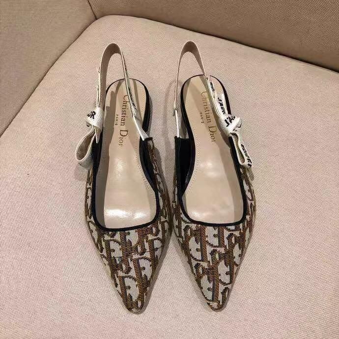 women's jelly sandals size 11