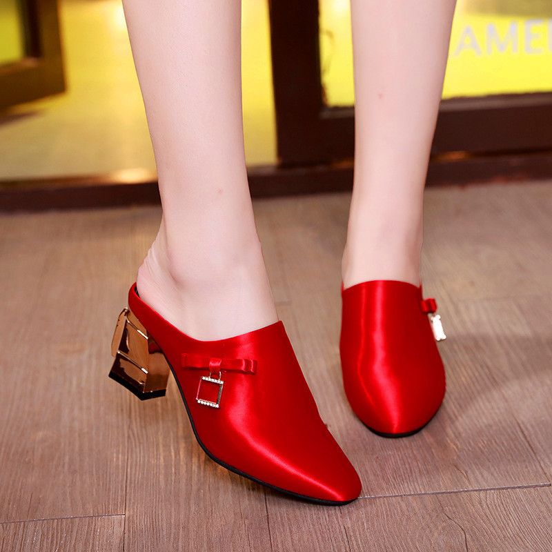 Kiss hot shoes and feet was Commit Kiss hot shoes and feet