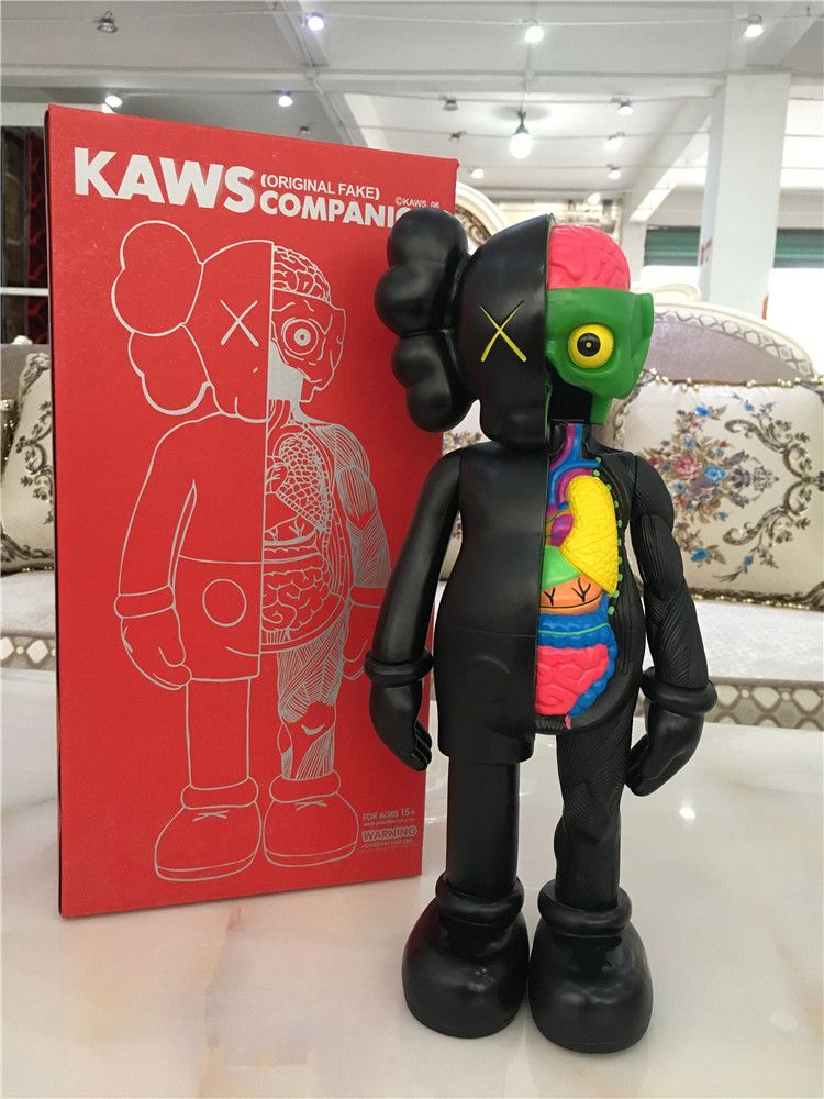 Кавс игрушка. KAWS Companion open Edition Black 37см. KAWS Companion Bearbrick 40 см. KAWS Companion Bearbrick Medicom Toy 40 см. Кавс куклы KAWS.