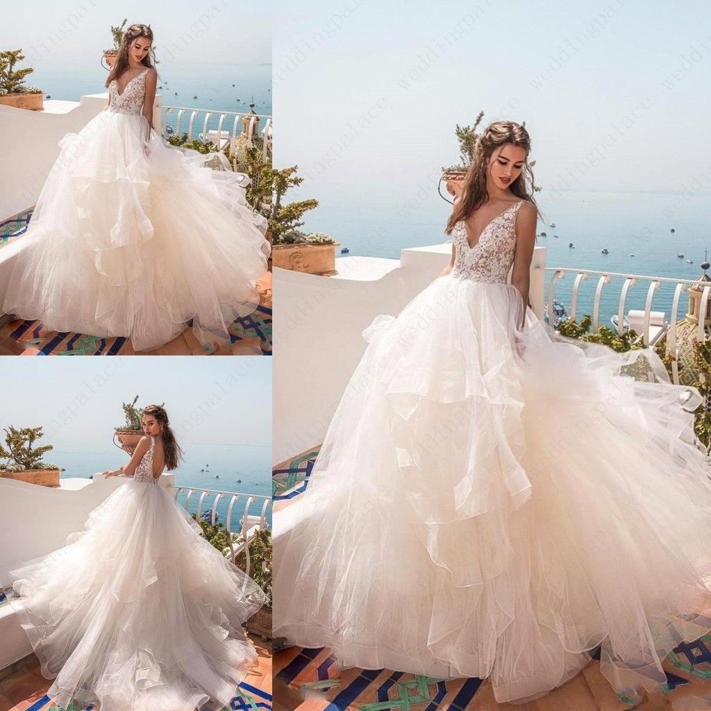 Discount 2019 V Neck Beach Wedding Dresses A Line Tiered Skirt Sexy