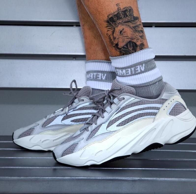 Adidas yeezy 700 shoes Designer 700 mauve Laufschuhe Herren Adidas yeezy 700 shoes Designer 700 mauve Laufschuhe Herren