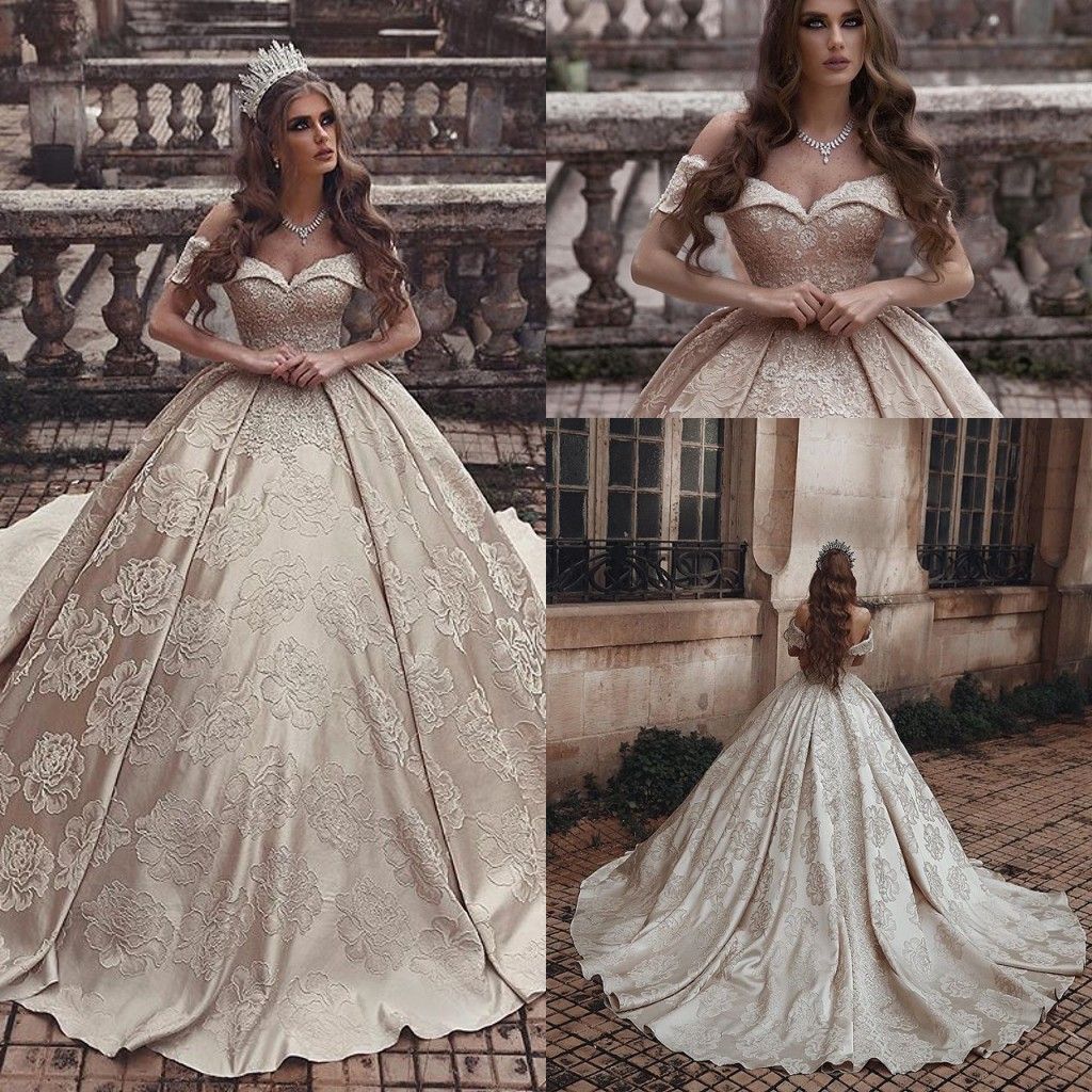 Short Vintage Lace Wedding Dress Off White