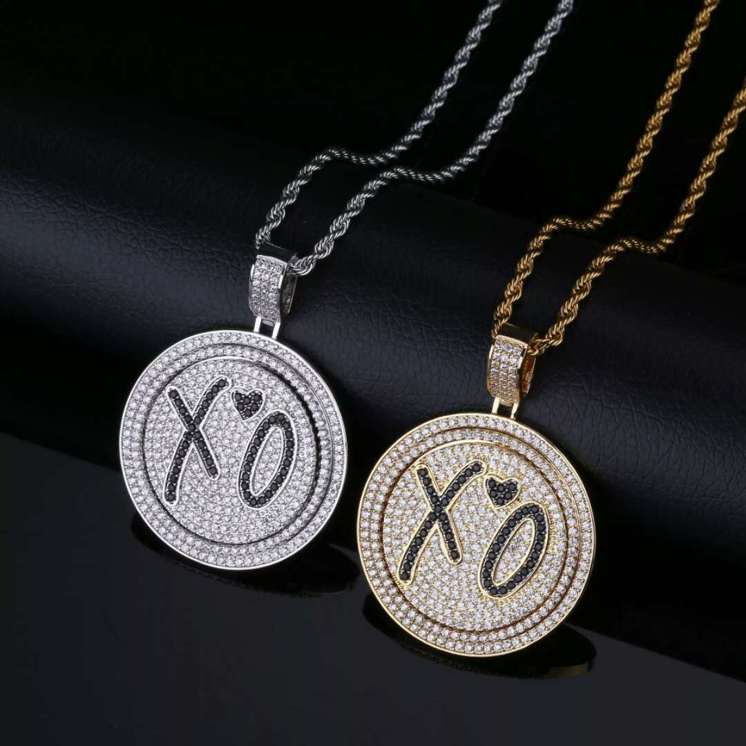 Whole Hip Hop Migos Xo Heart Pendant Necklaces For Men Luxury Whole Hip Hop Migos Xo Heart Pendant Necklaces For Men Luxury Rotatable Letter Round Pendants 18k Gold Plated Copper Zircons Necklace Jewelry Gift Name
