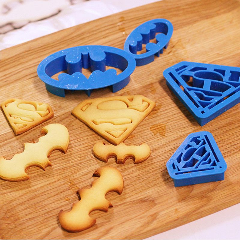 shape cookie cutter cake