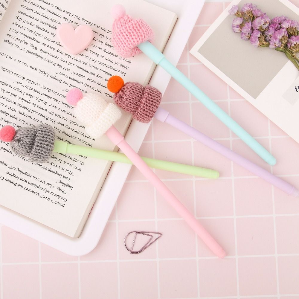 Acheter / Kawaii Chapeau Gel Stylo 0.5mm Couleur Noir Stylos Écriture Sweet Fille Cadeau Papeterie Accessoires De Bureau Fournitures Scolaires De $23.52 Du
