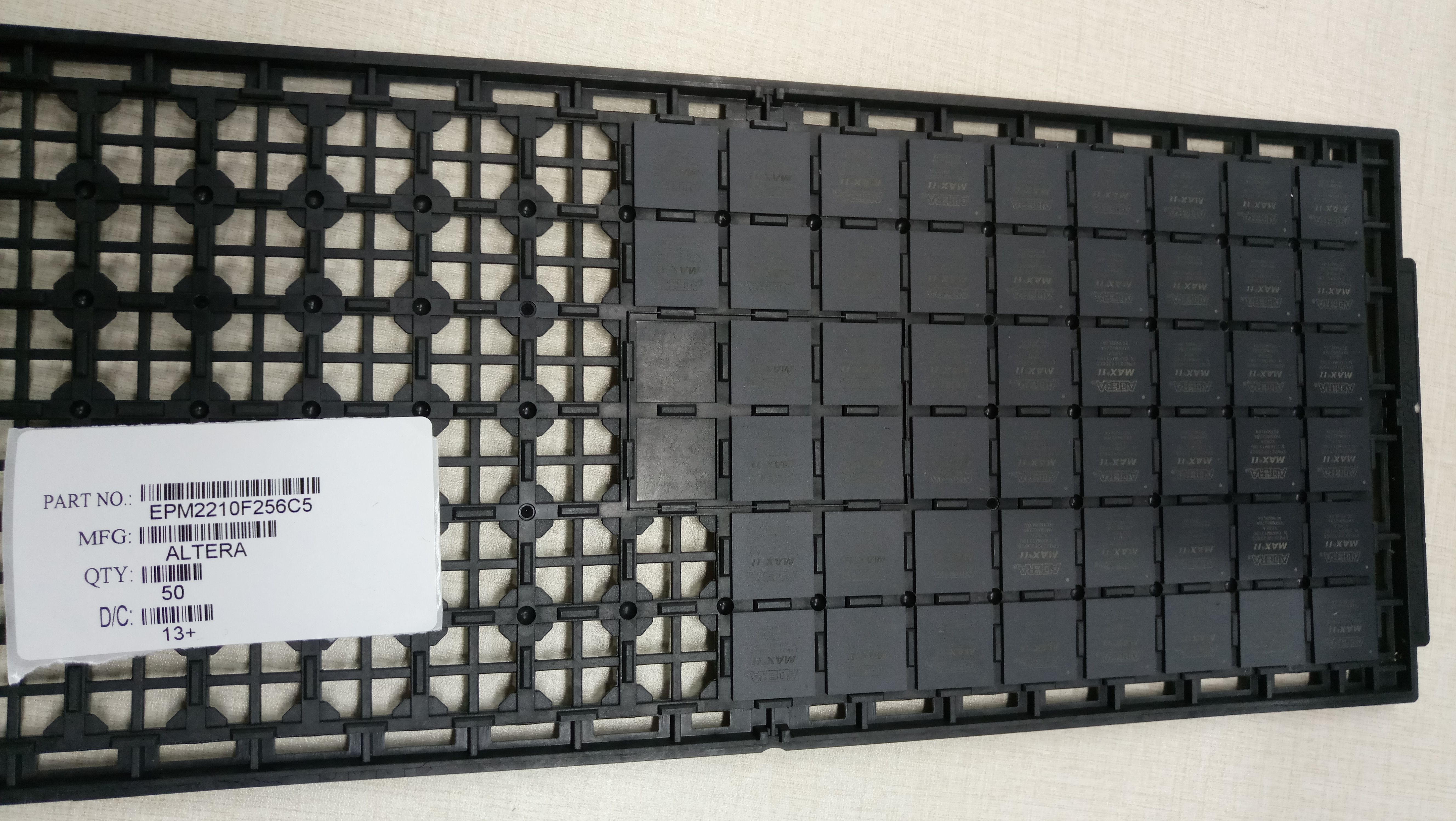 2019 EPM2210F256C5 FBGA 256 Intel\/