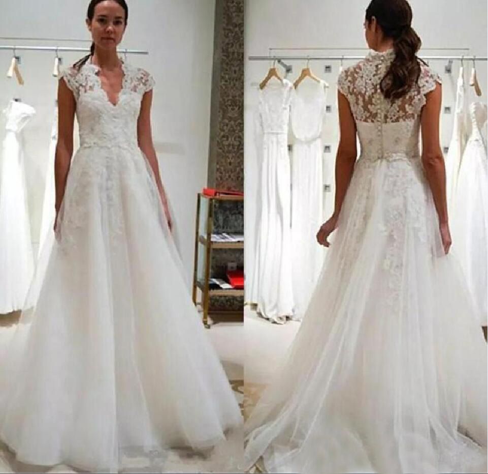 Discount 2019 Vintage V Neck A Line Lace Wedding Dresses Cap Short