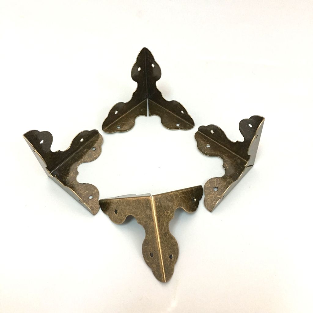 2021 Antique Metal Corner Protector Furniture Corner Protectors Guards Vintage Decorative Box