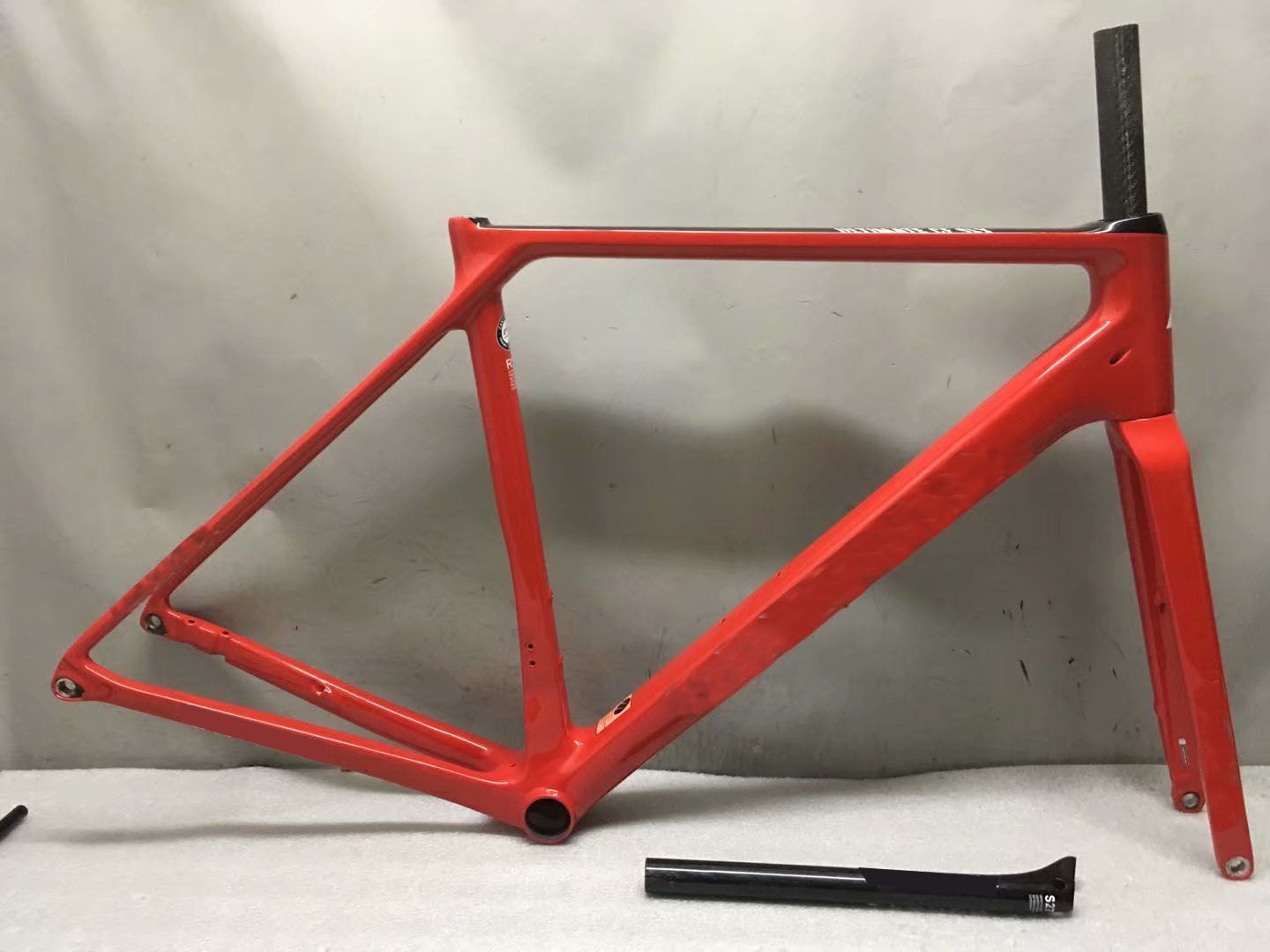 Best Carbon Road Bike What Makes Good Quality Carbon And Five >> 2018 New Cf Slx T1000 Top Carbon Road Bike Frame Bicycle Racing Bike Frameset Handlebar Rim Disc Brake Carbon Fibre Can Be Xdb Ship Rated Best Carbon Road Bike What Makes Good Quality Carbon And Five >> 2018 New Cf Slx T1000 Top Carbon Road Bike Frame Bicycle Racing Bike Frameset Handlebar Rim Disc Brake Carbon Fibre Can Be Xdb Ship Rated