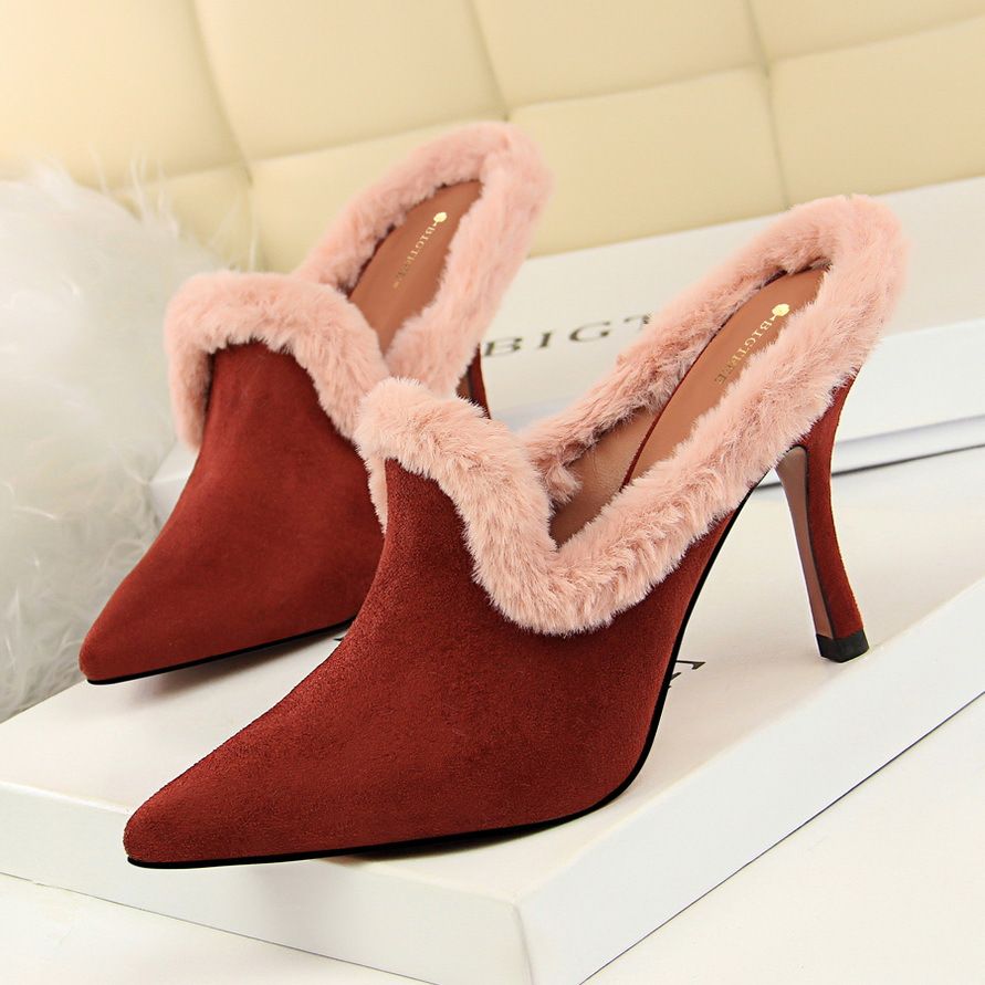 women heel fetish Women heel fetish