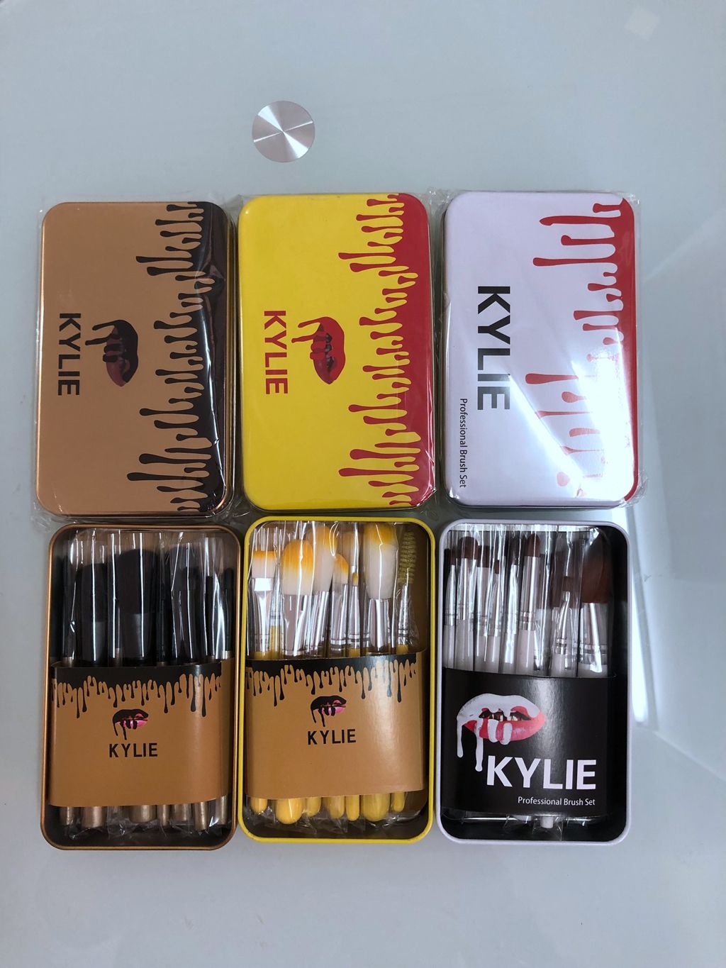 2020 Hot!! New Kylie Jenner Complexion Brush Set Nake Eyeshadow