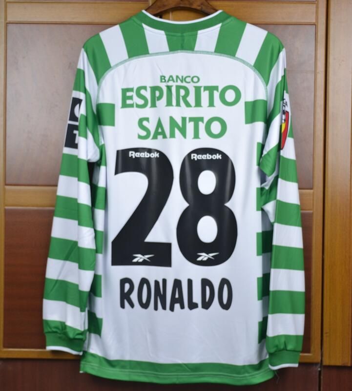 2019 03 04 Sporting Ronaldo PT Soccer Jersey 2003 2004 Lisbon Vintage Footbal Shirts Soccer Kits 