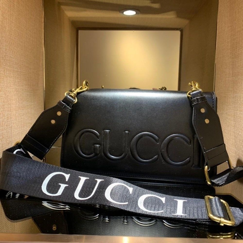 Most Popular Celebrity Handbags 2022 List Usa Paul Smith