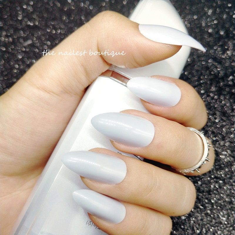 Short Light Grey Sharp Fake Nails Stiletto Detachable False Nails