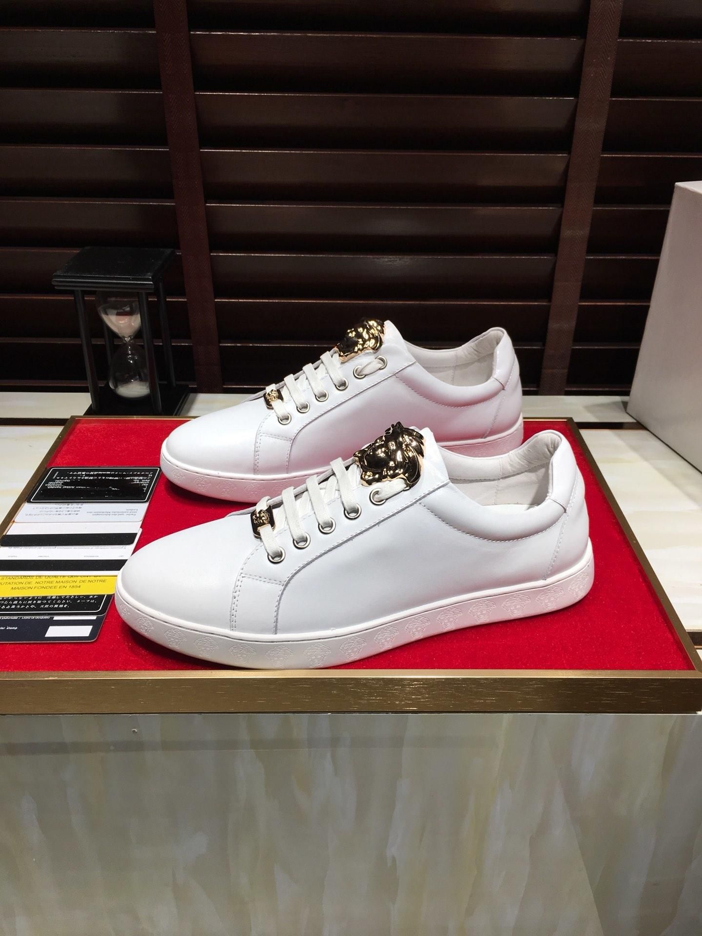 white shoes trend 2019