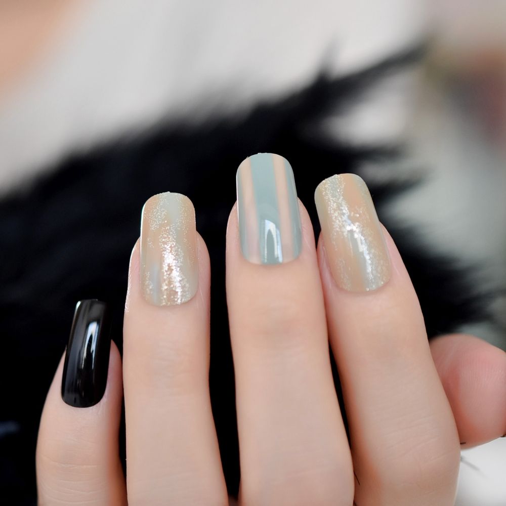 Nail Art With Glitter