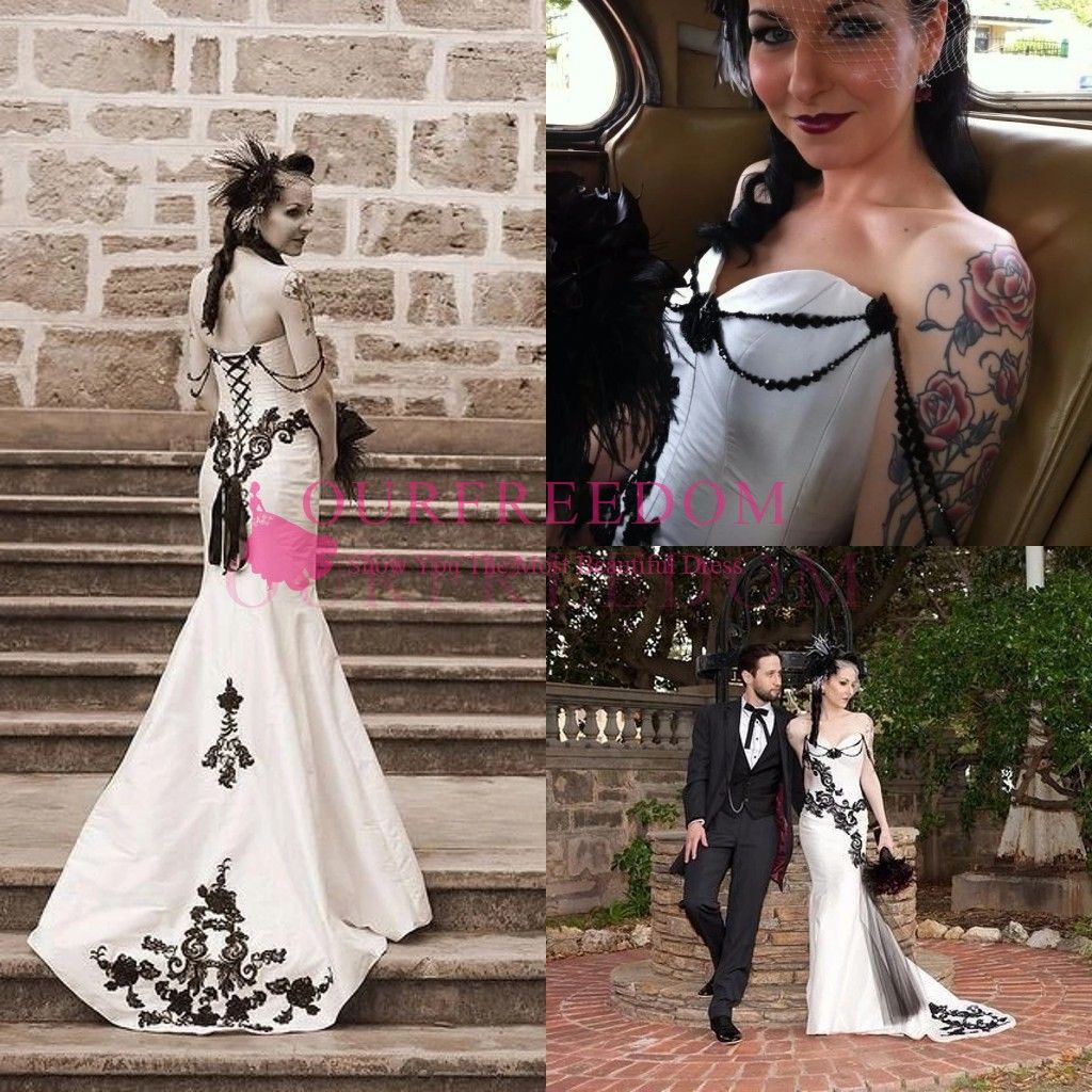 2020 Vintage Gothic Wedding Dresses Sweetheart Corset Lace Up Beaded