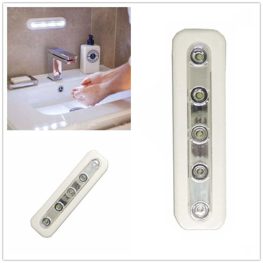 Compre Blanco 5 LED Touch Operated Stick De La Batería En La Pared