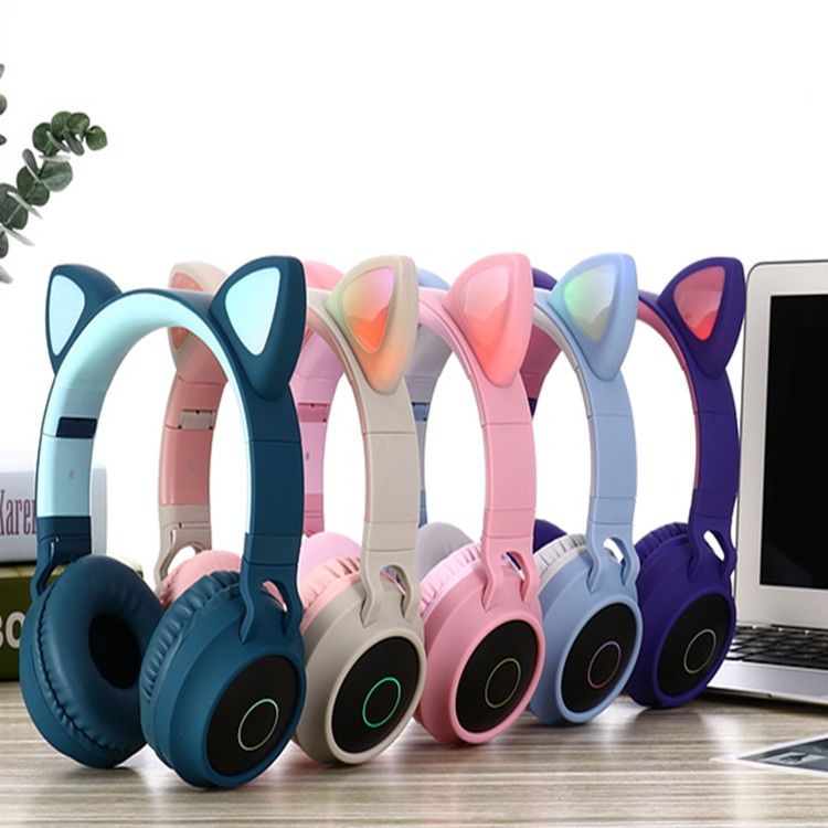 Cute Cat Earphones Bluetooth Wireless Ear Headphone Flashing Glowing
